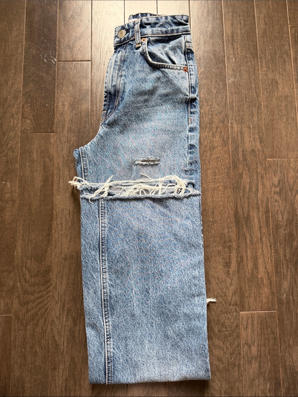 Zara High-Rise Wide Leg jeans